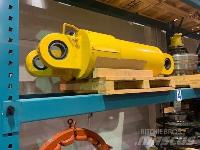 Komatsu 830 E Caminhões articulados