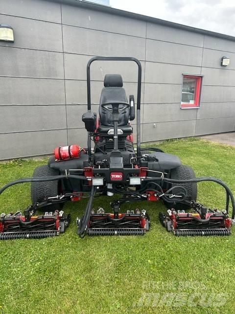 Toro RM 5410 AWD Corta-Relvas Fairway