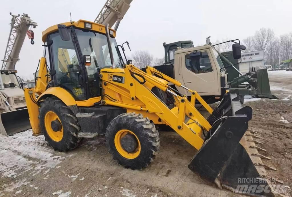 JCB 3CX Retroescavadeiras