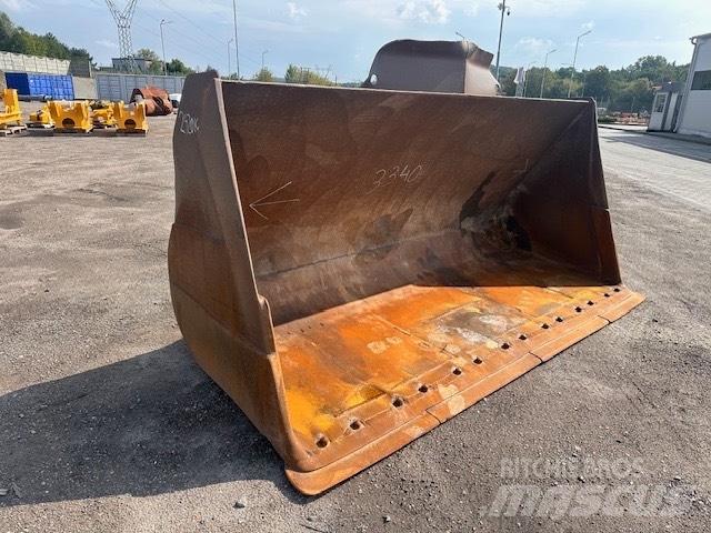 Volvo L 220 E BUCKET Baldes