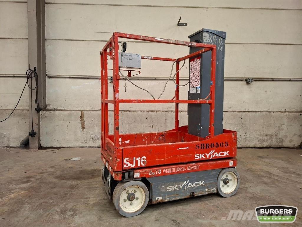 SkyJack SJ16 Outros elevadores e plataformas
