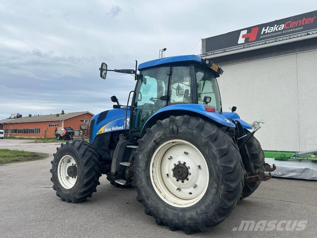New Holland TG 230 Tratores Agrícolas usados