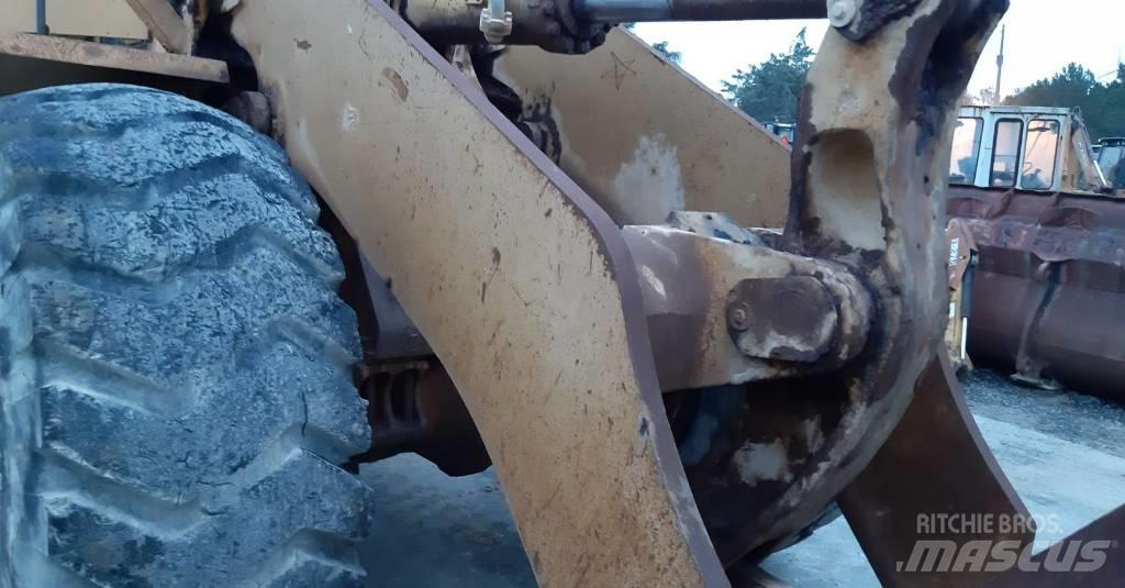 Komatsu WA500-1 Carregadeiras de rodas