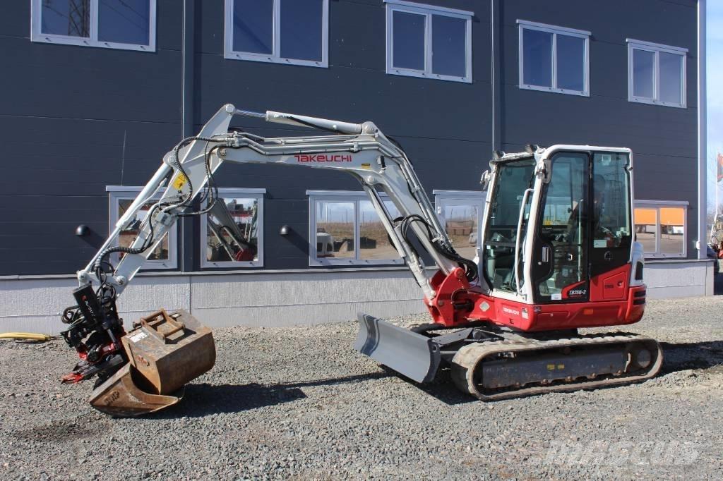 Takeuchi TB 250 Miniescavadeiras