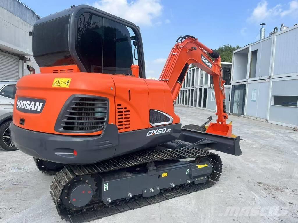 Doosan DX 60 Escavadeiras de esteiras