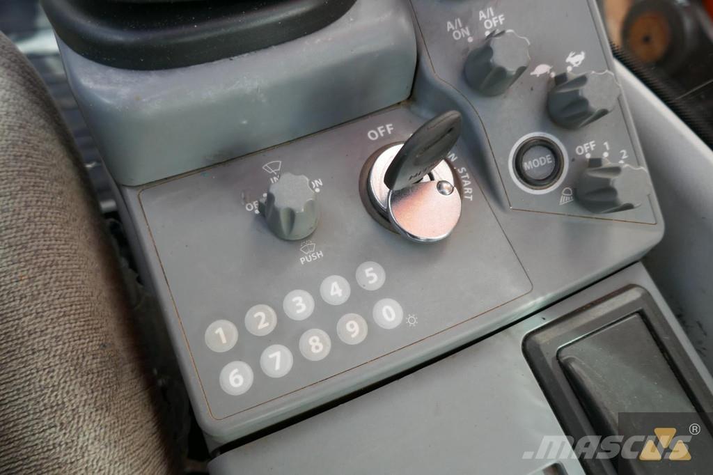 Hitachi ZX300LC-6 Escavadeiras de esteiras