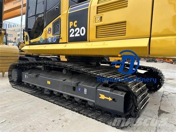 Komatsu PC 220-8 Escavadeiras de esteiras