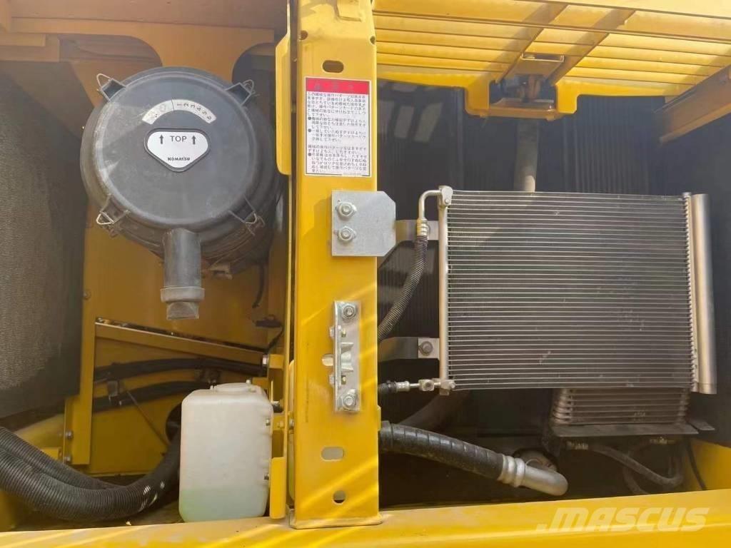 Komatsu PC 200 8N Escavadeiras de esteiras