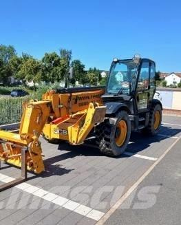 JCB 540-140 Manipulador telescópico