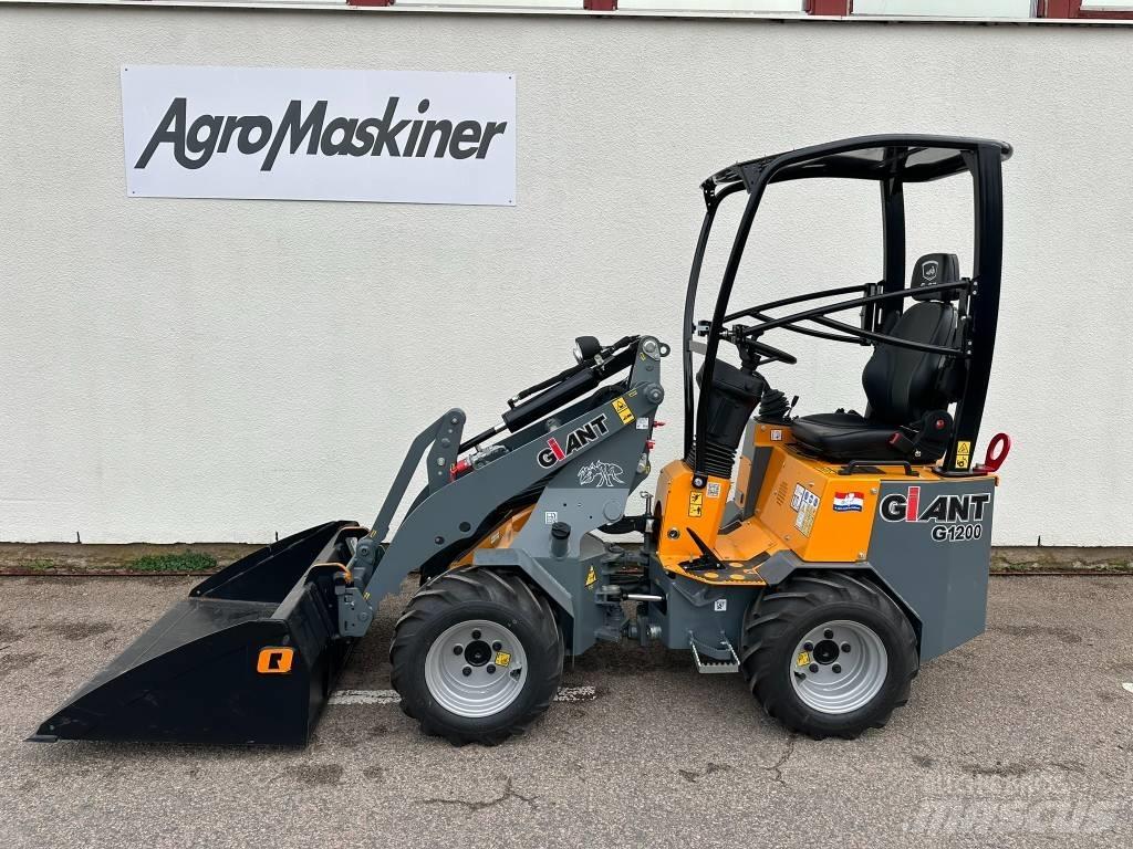 GiANT 1200 Minicarregadeiras