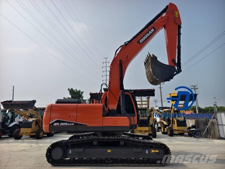 Doosan DX 225 LCA Escavadeiras de esteiras