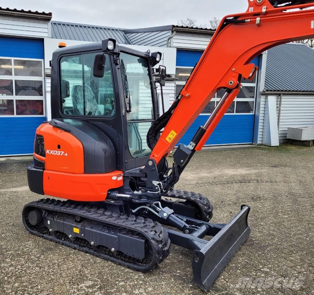 Kubota KX 037-4 Miniescavadeiras