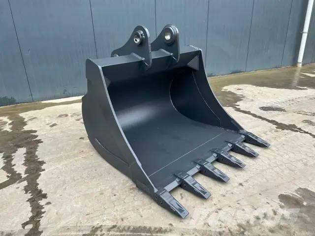 Hitachi ZX210 - 1.40m Baldes