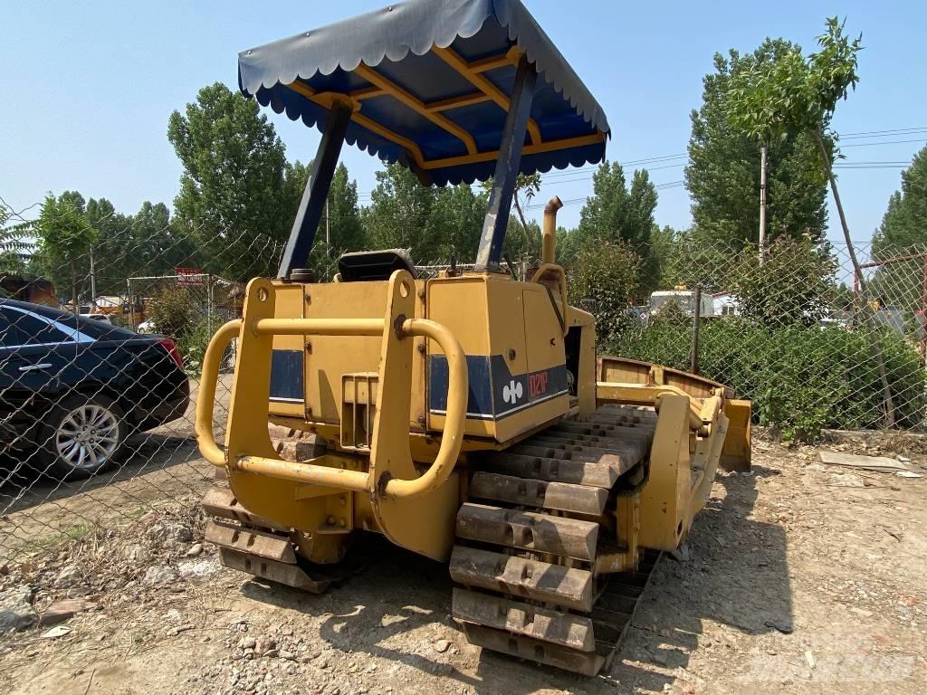 Komatsu D21P-6 Dozers - Tratores rastos