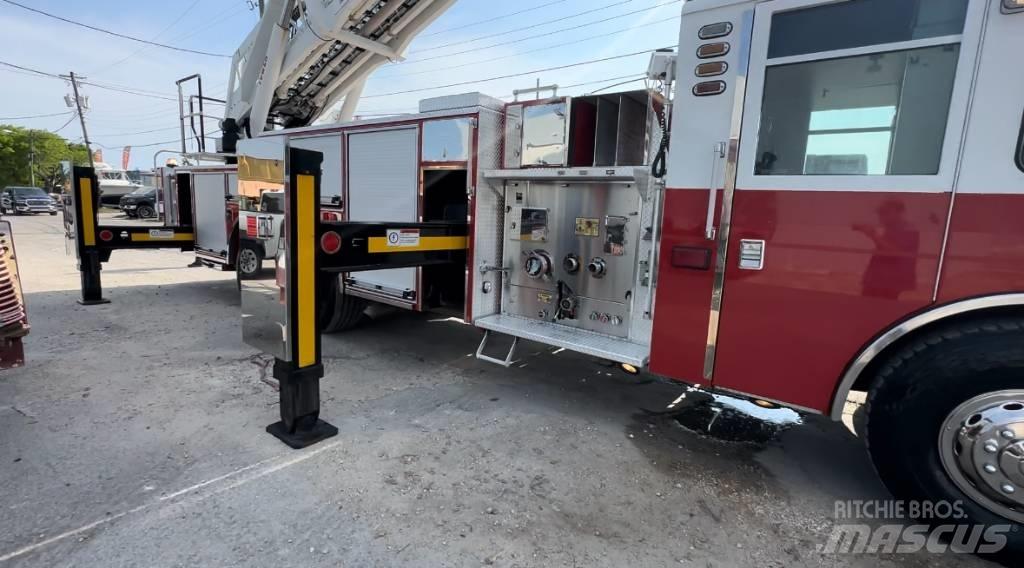  PIERCE DASH Caminhões de bombeiros