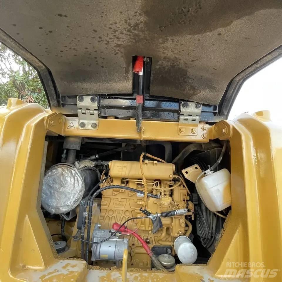 CAT 306E2 Escavadeiras de esteiras