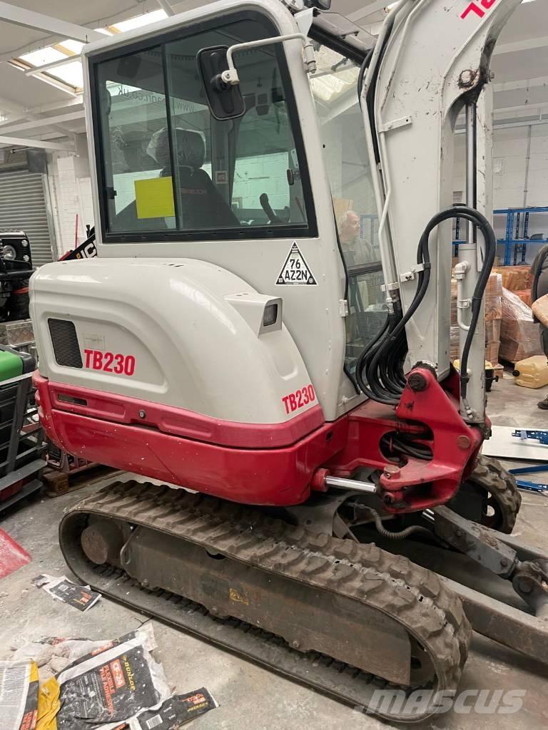 Takeuchi TB 230 Miniescavadeiras