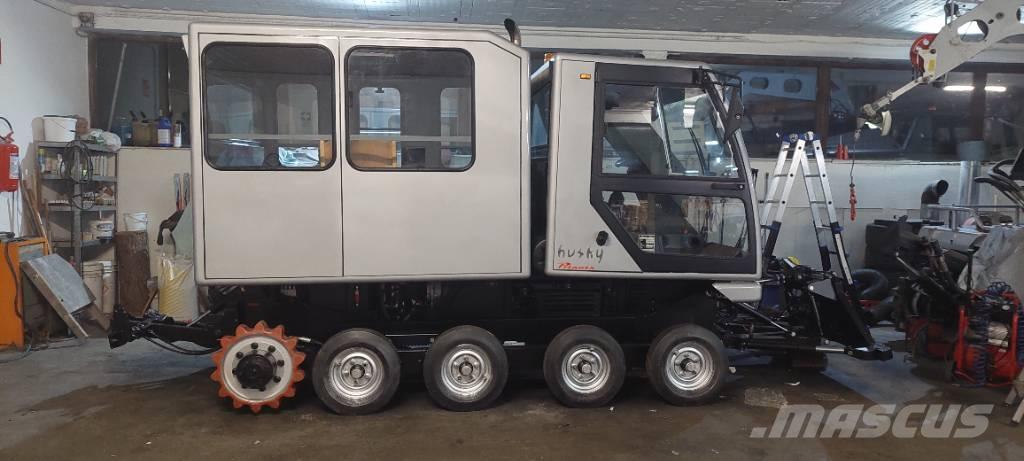 Prinoth Husky Alisador de neve