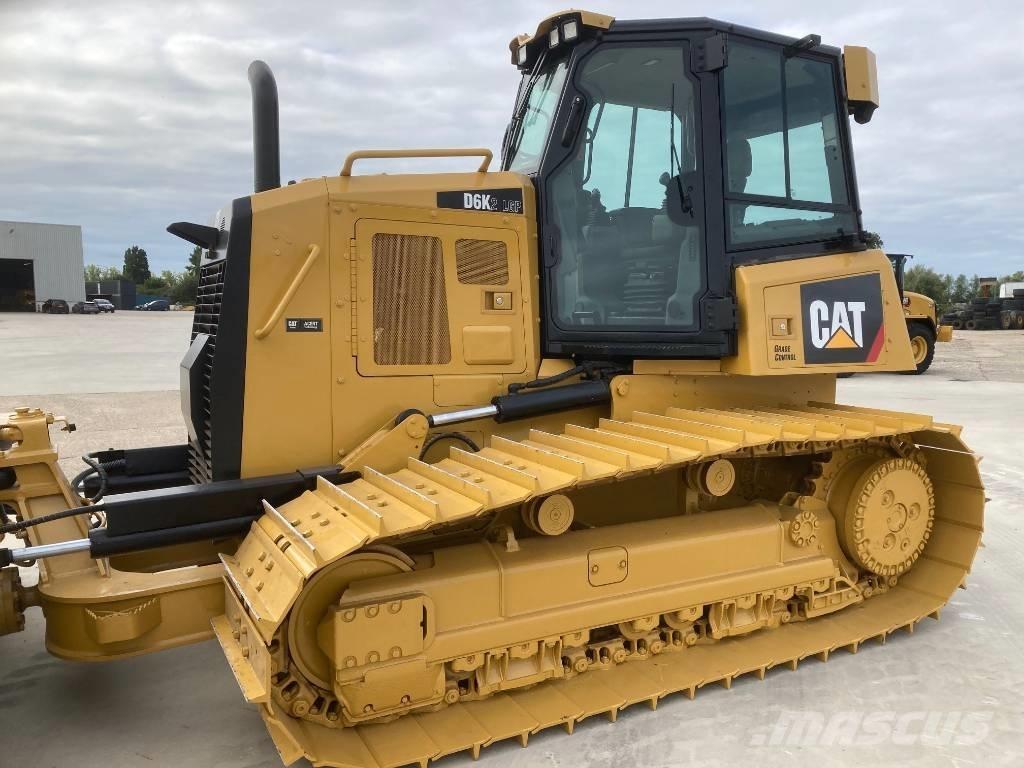 CAT D 6 K 2 LGP Dozers - Tratores rastos