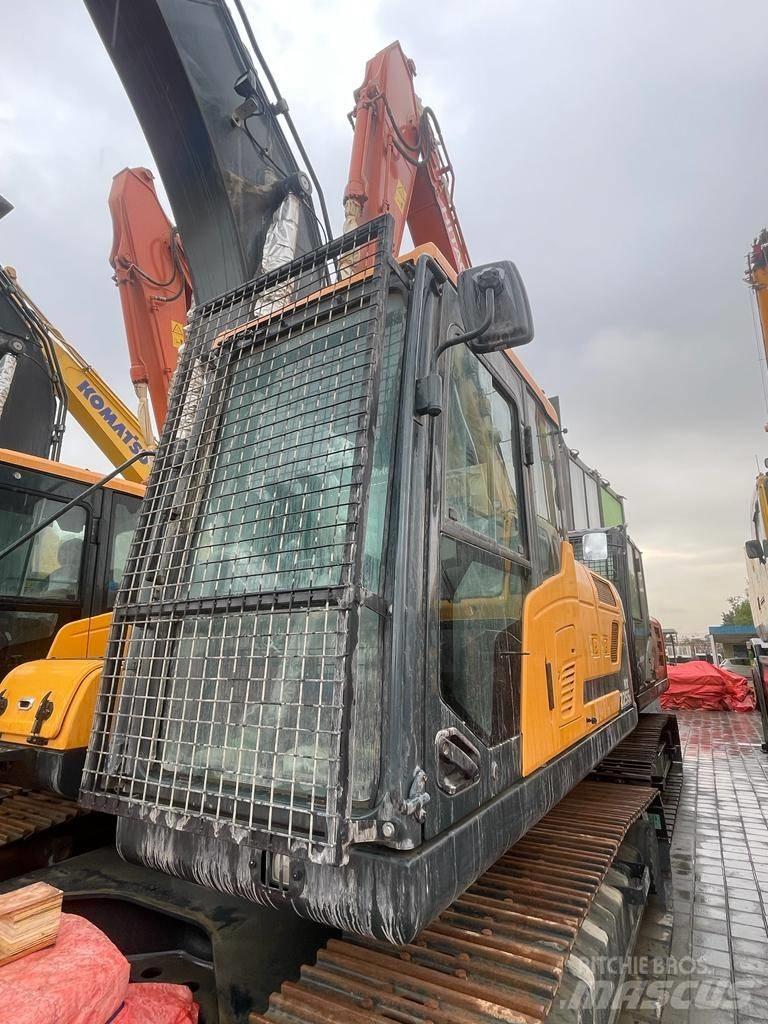 Hyundai HX 225SL Escavadeiras de esteiras