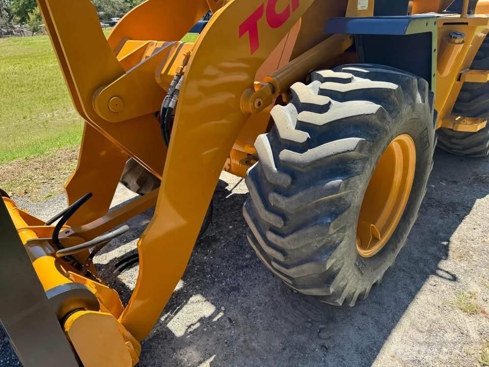 TCM E 820 Carregadeiras de rodas