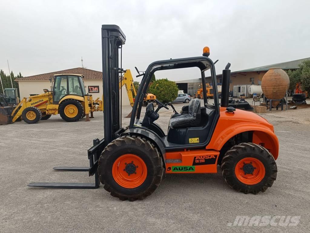 Ausa CH 250 X4 Empilhadores todo-terreno
