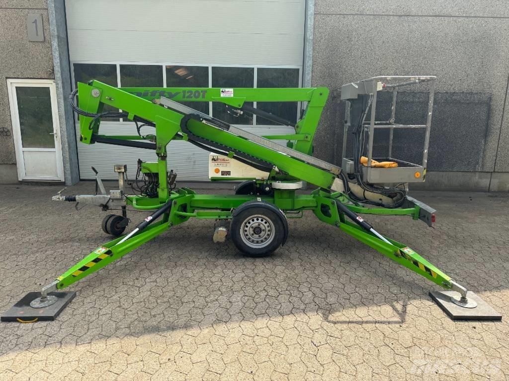 Niftylift 120 T Plataformas aéreas montadas em atrelados