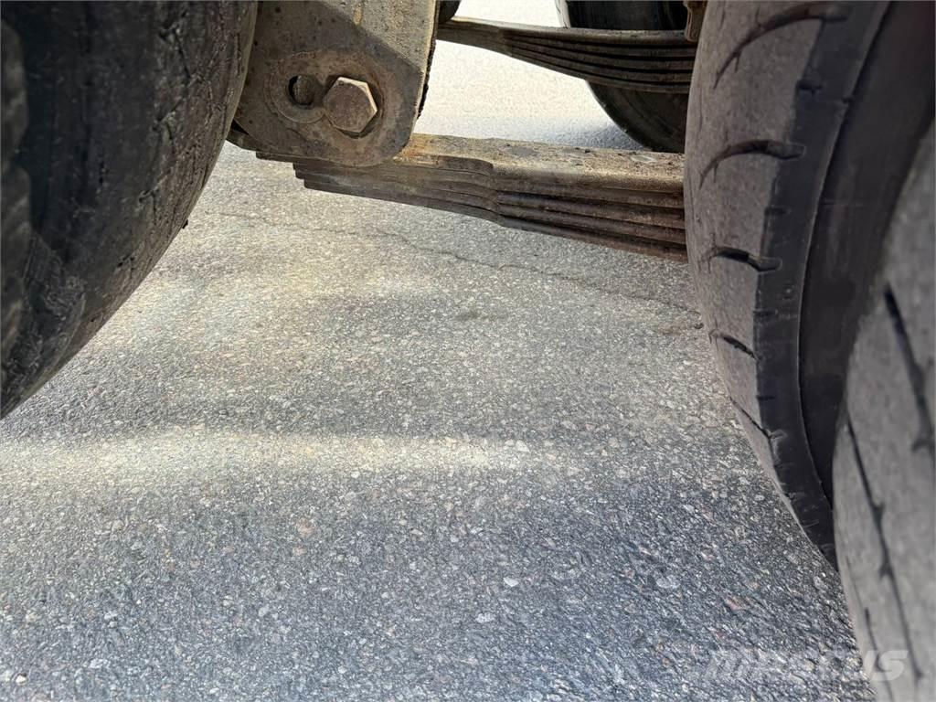 Volvo FM340 6x2 Camiões caixa desmontável com elevador de cabo