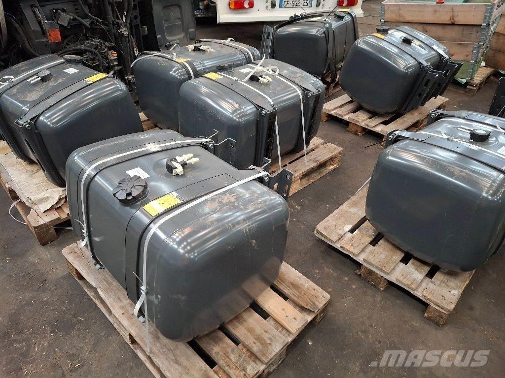 Mercedes-Benz 290L Tanques de combustível e aditivos