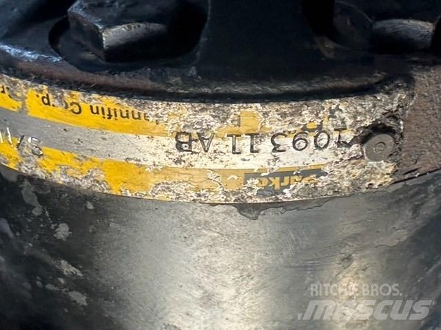 SkyJack SJ 8831 Elevadores de tesoura