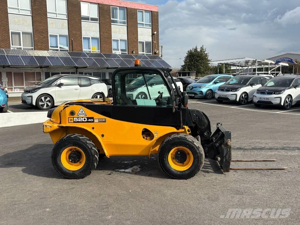 JCB 520-40 Manipulador telescópico