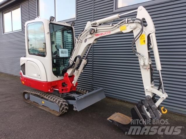 Takeuchi tb225 Miniescavadeiras