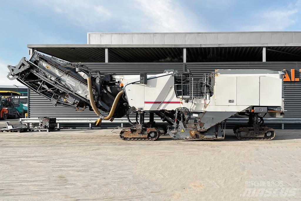 Wirtgen W 210 Moinhos de asfalto a frio