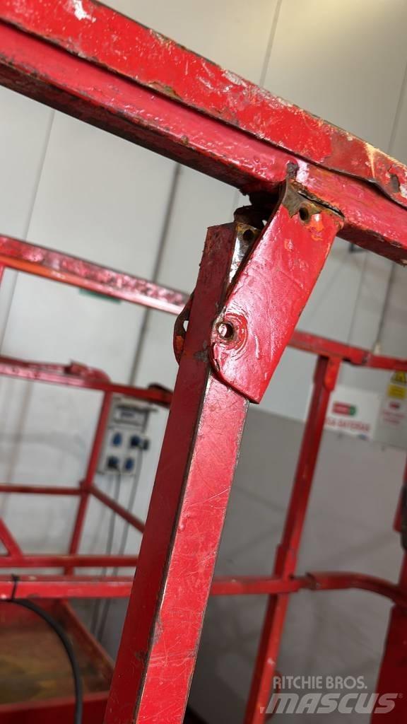 JLG 2030 ES Elevadores de tesoura