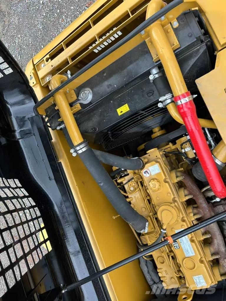 CAT 320D2L Escavadeiras de esteiras