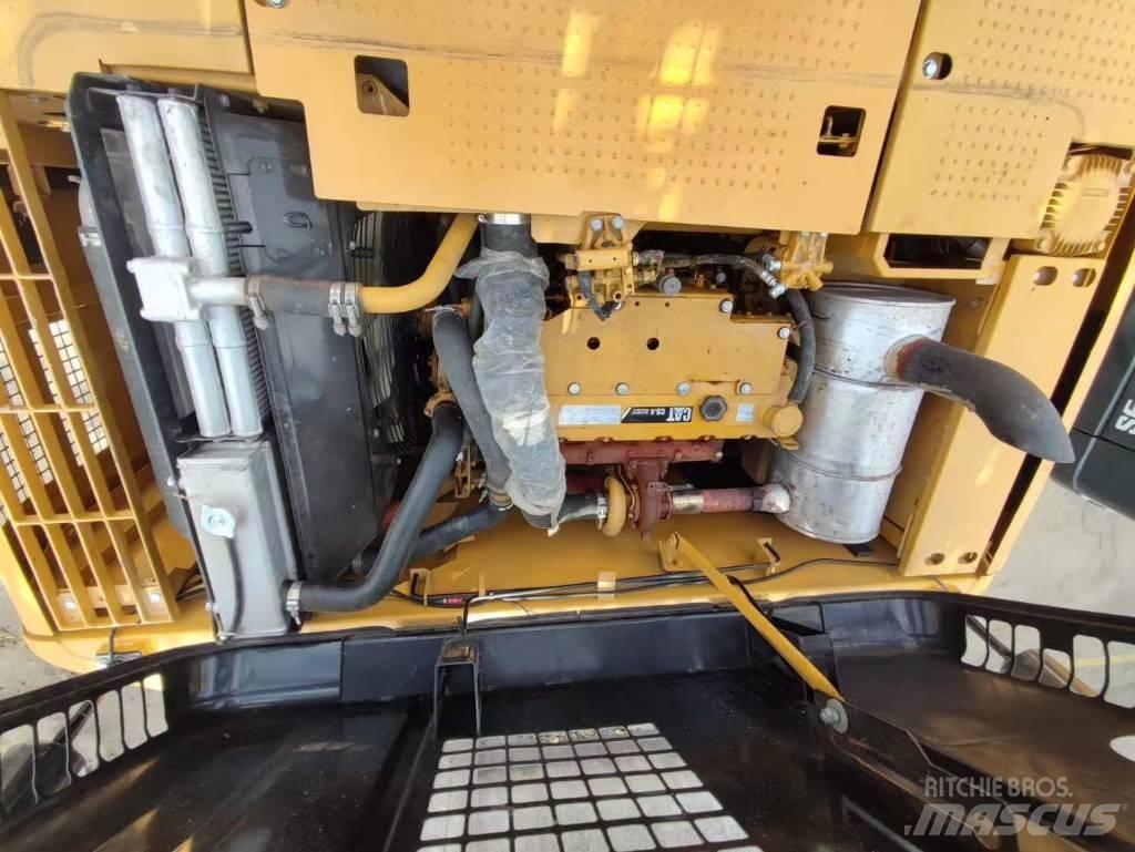 CAT 320D2 Escavadoras Midi 7t - 12t