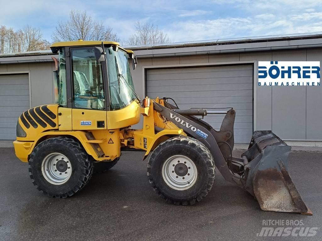 Volvo L 30 B Carregadeiras de rodas