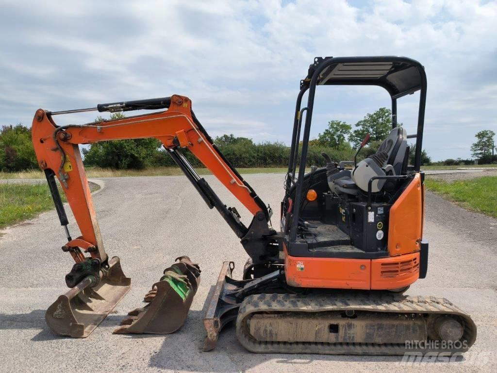 Hitachi ZX 26 U-5 A Miniescavadeiras