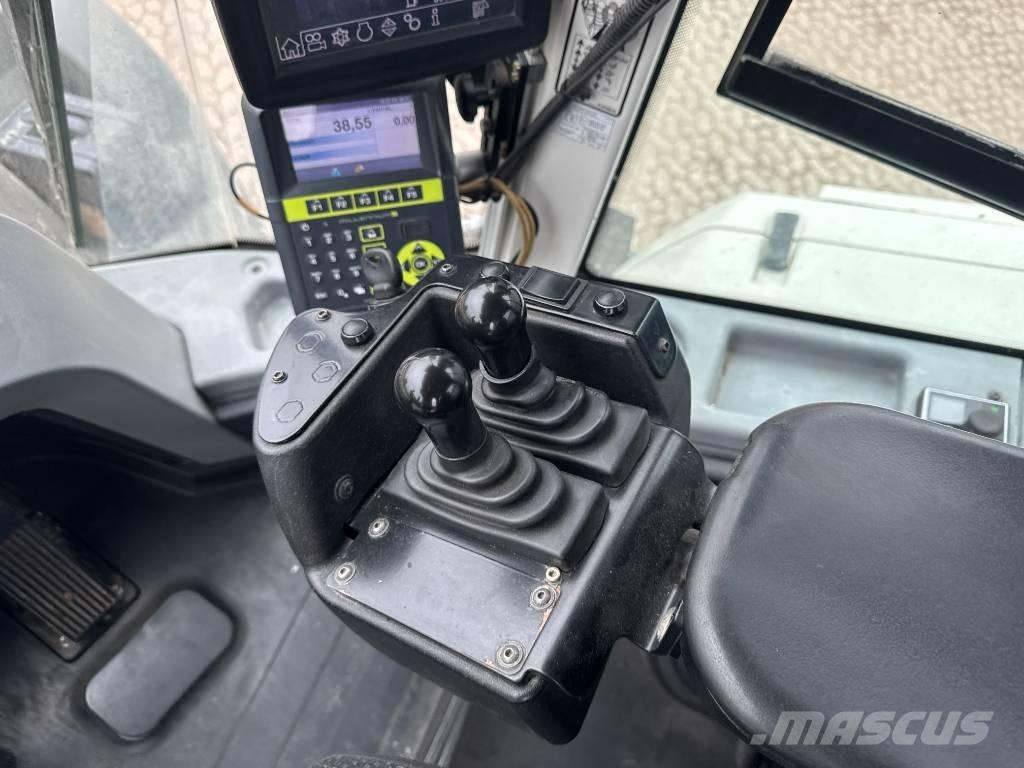 Liebherr L576 Carregadeiras de rodas