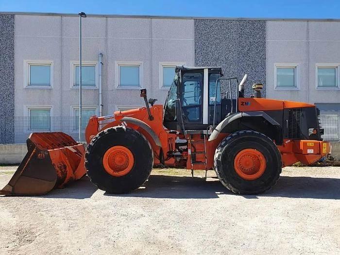 Hitachi ZW 310 Carregadeiras de rodas