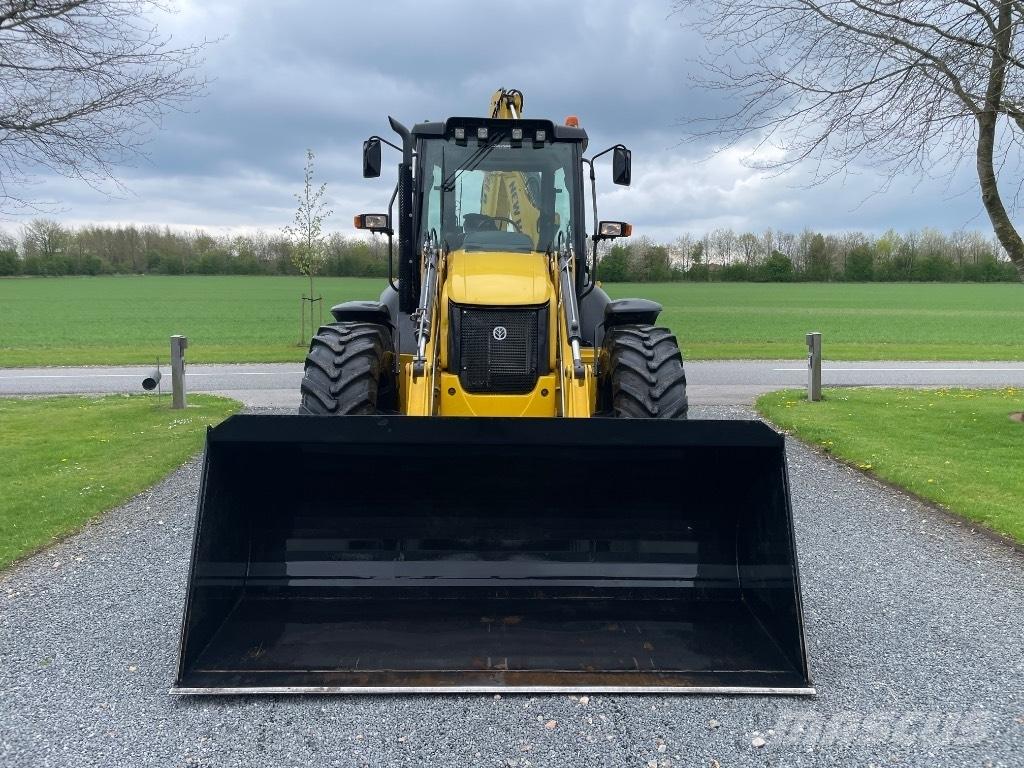 New Holland B115C Retroescavadeiras