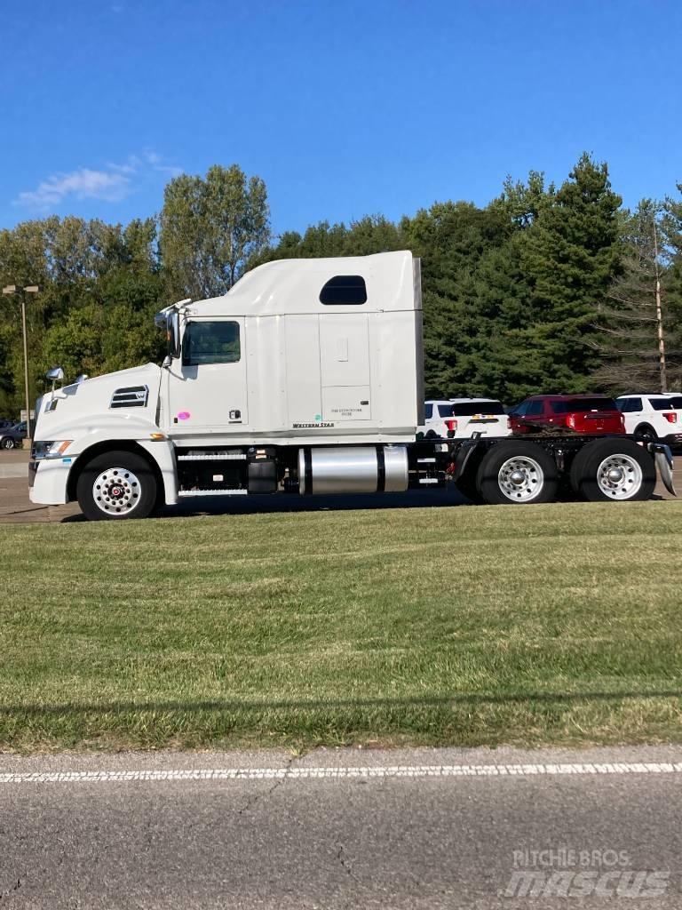 Western Star 5700 XE Cavalos Mecânicos