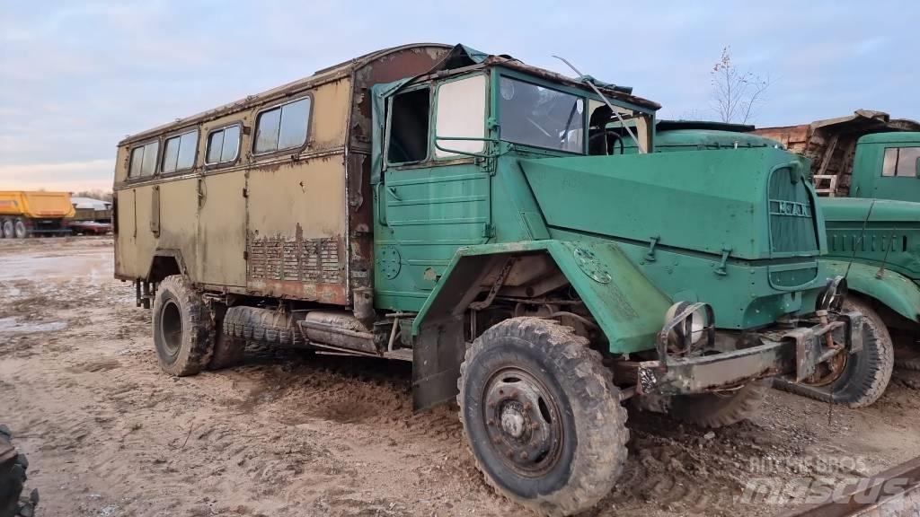 MAN 630 Caminhões de caixa fechada