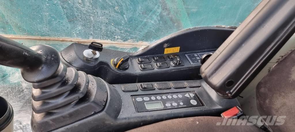 Kobelco SK 235 SR-2 Escavadeiras de esteiras