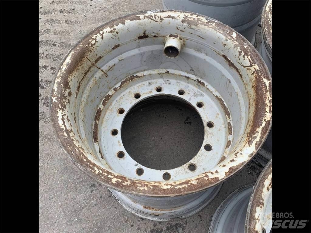 Gremo 1350 24x26,5 Pneus