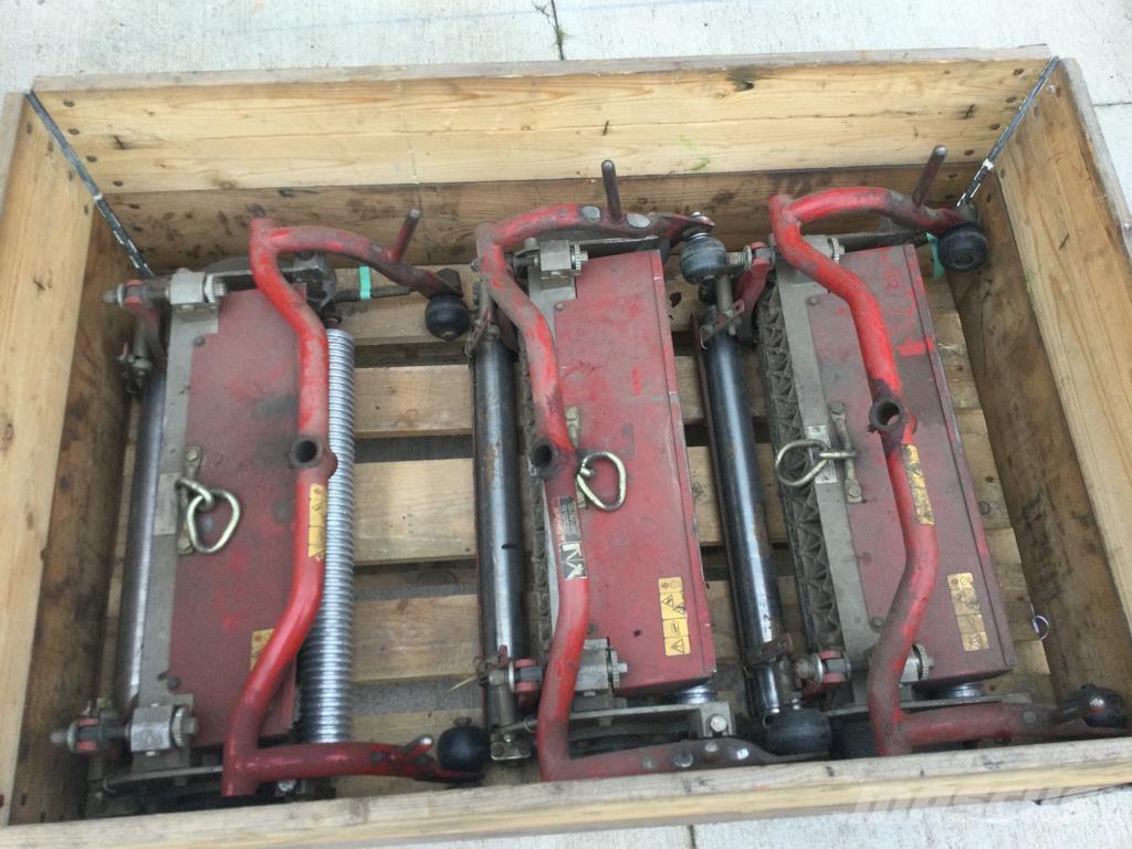 Toro 3250D Corta-Relvas Riders