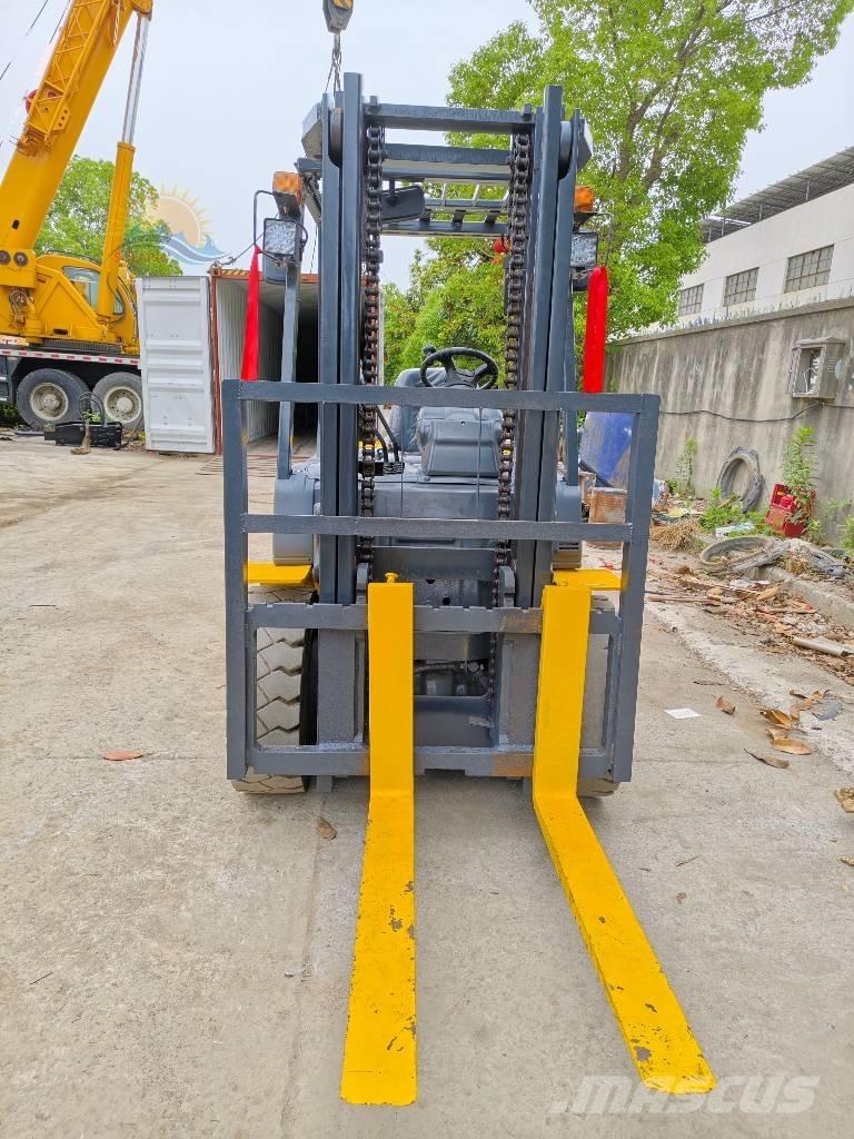 Komatsu FD 30 Empilhadores Diesel