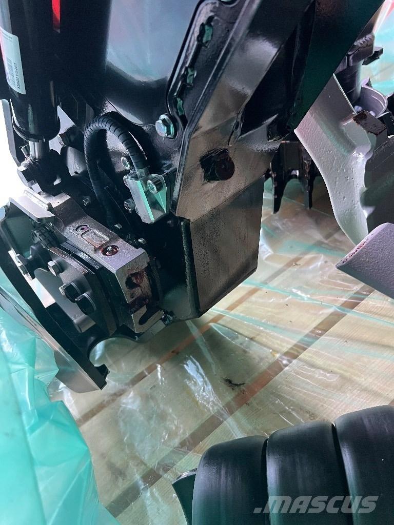 Komatsu C 144 Desgalhadores