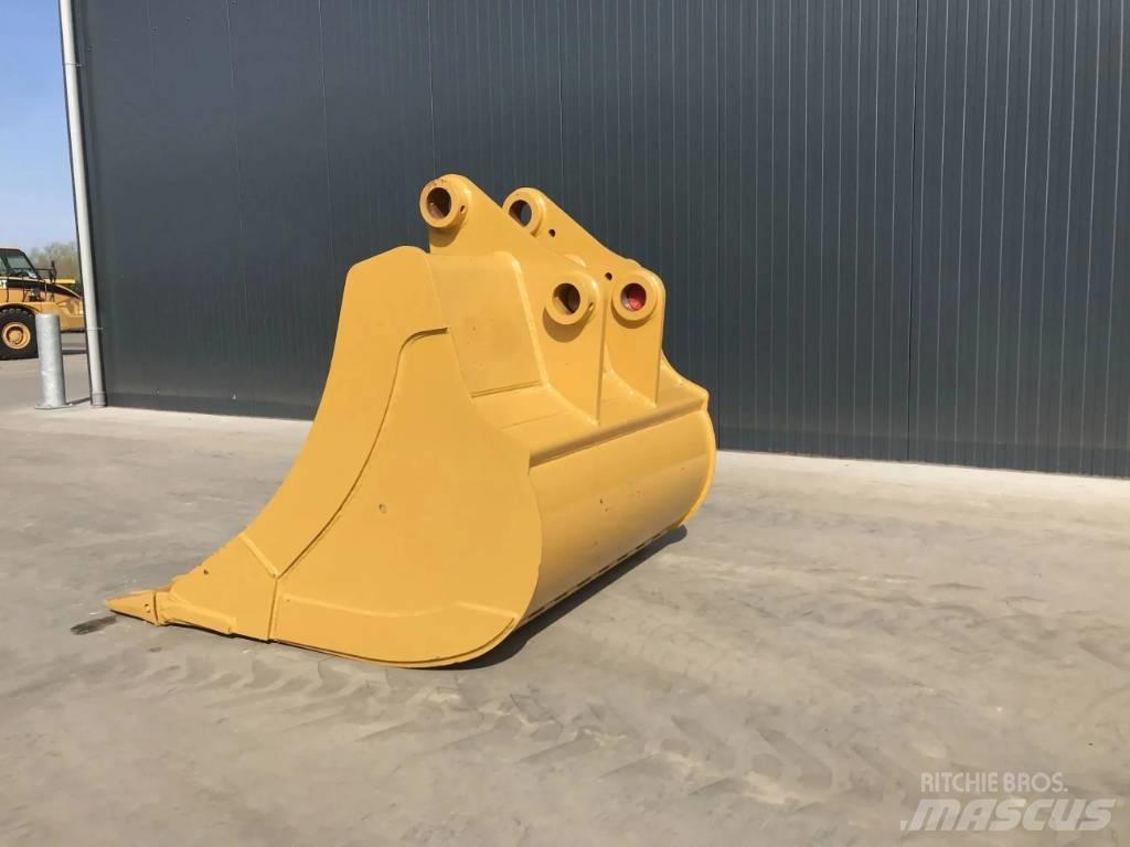 CAT 326D2 Baldes