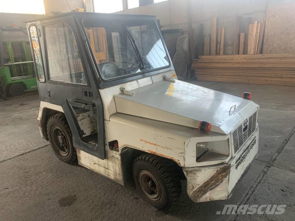 Nissan TD2500 V-2579 Equipamentos aeroportuários